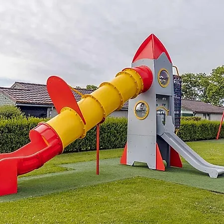 Zijpersluis פארק נופש Burgerbrug